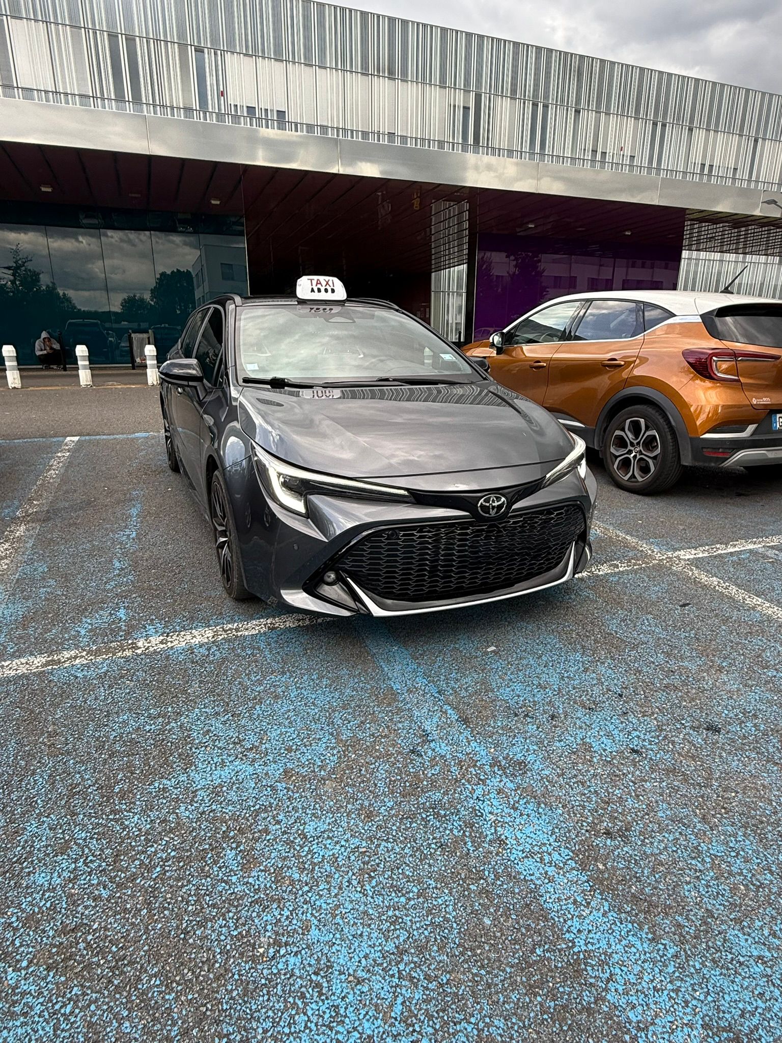 Véhicule AB Taxi Service